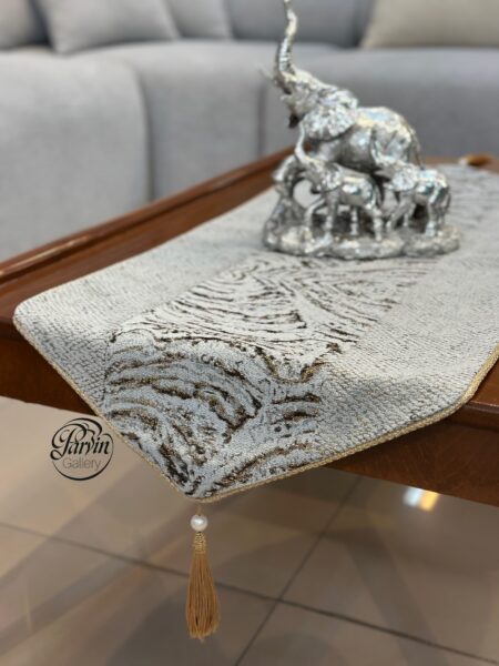 رانر طرح ورساچه آبی روشن