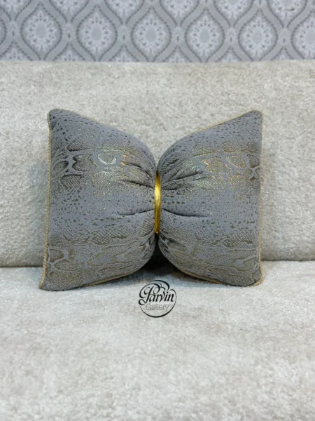 کوسن پاپیون طرح ورساچ