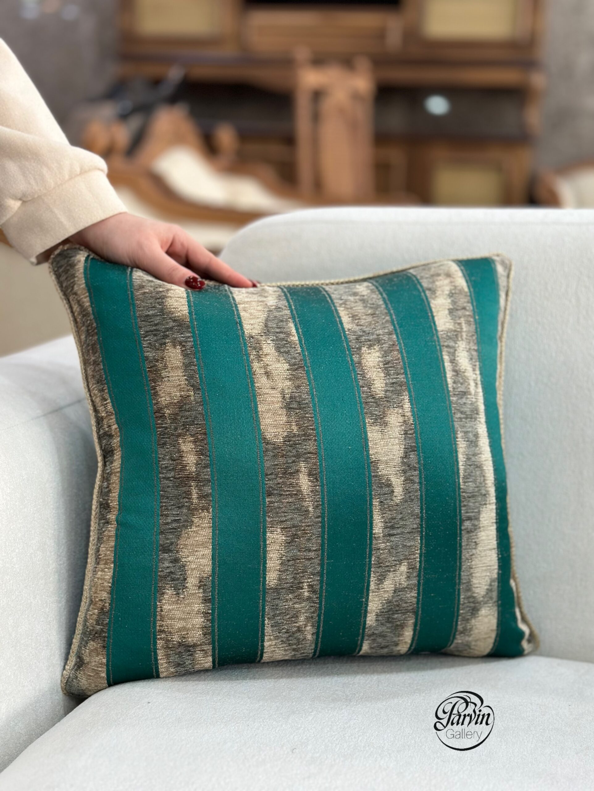 کوسن مربعی گلابتون سبز موازی